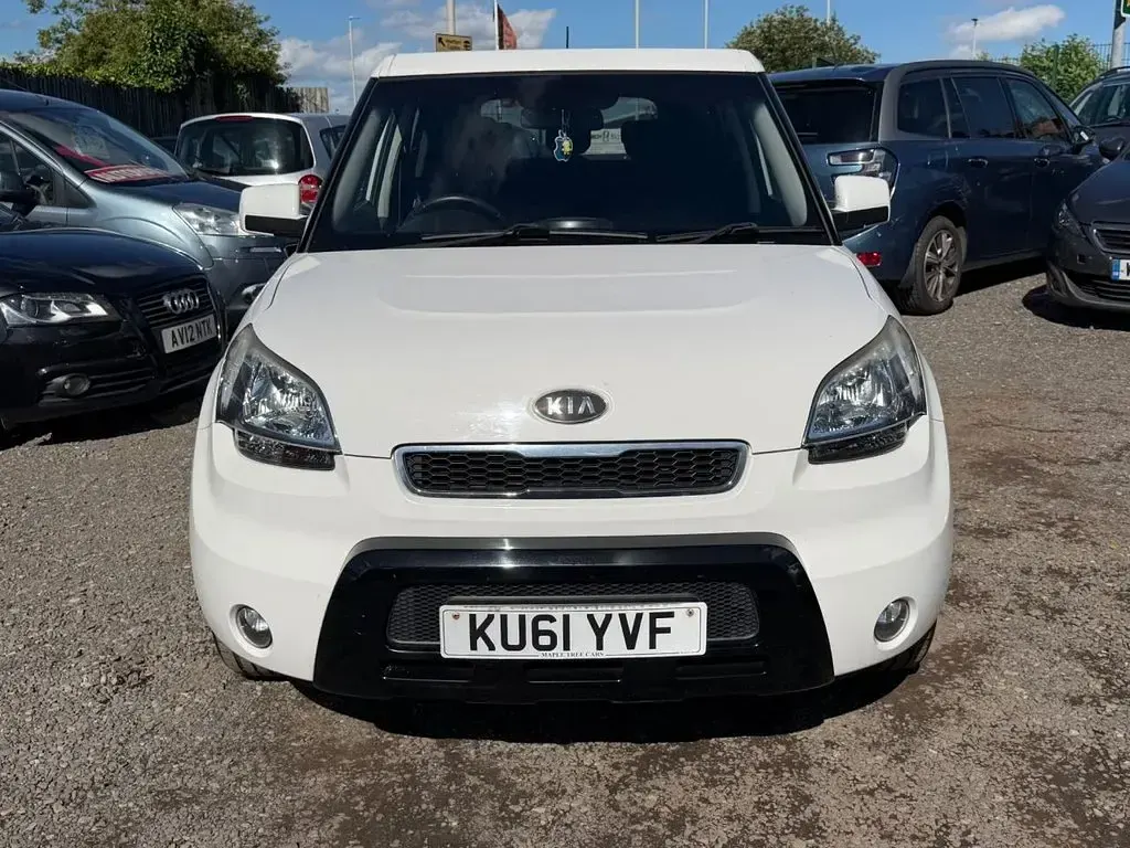 Used Kia Soul 126 HP (92 kW) 2011 White SUV