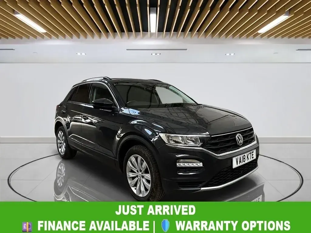 Usado VW T-Roc SE 115 HP (84 kW) 2018 Cinzento SUV