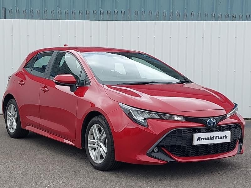 Red Used 2022 Toyota Corolla Hatchback | £16,998 (Good price) - Image 1/4