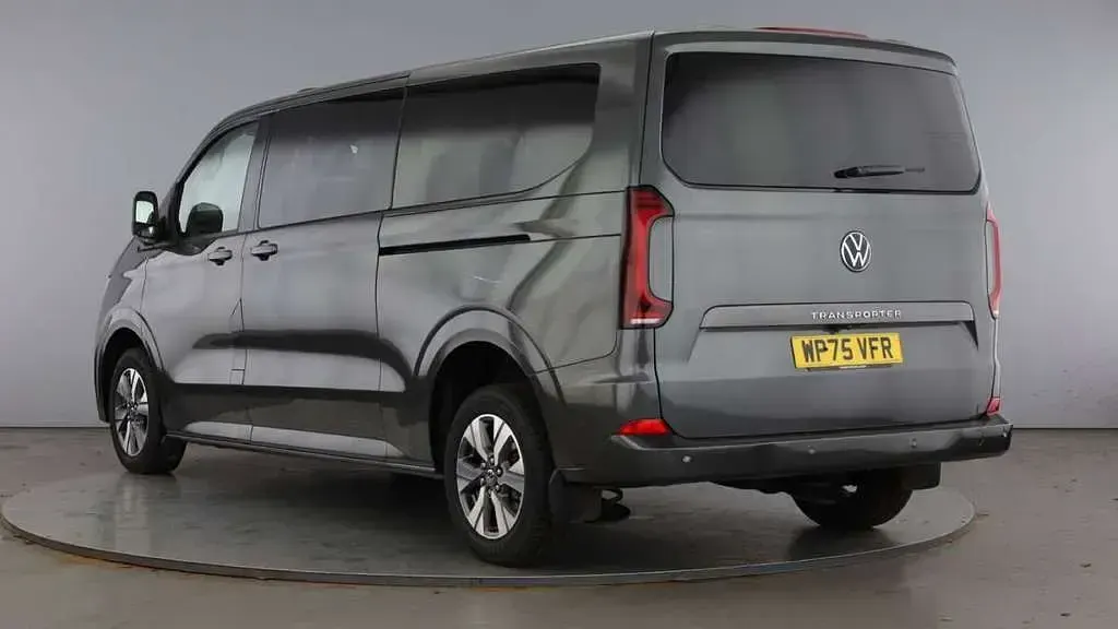 Used VW Shuttle Style 150 HP (110 kW) 2025 MPV