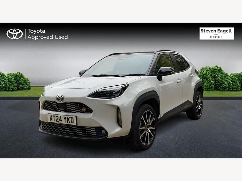 Used Toyota Yaris Hybrid Sport 2024 Grey/black Hatchback