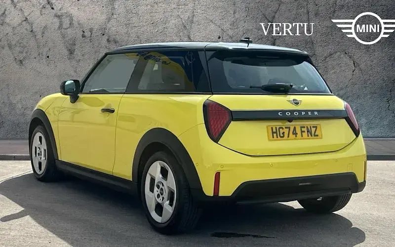 Usado Mini Cooper Classic 114 kW (156 HP) 2026 Citadino