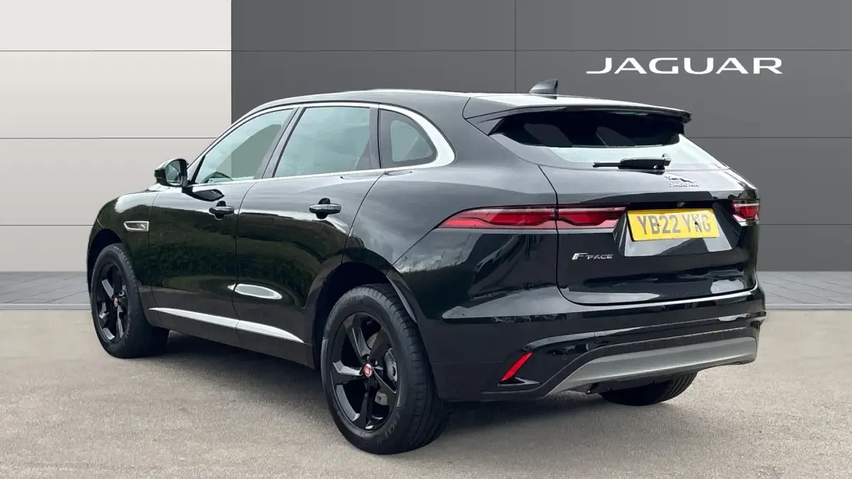 Used Jaguar F-Pace R-Dynamic 204 HP (150 kW) 2022 Metallic  santorini black SUV