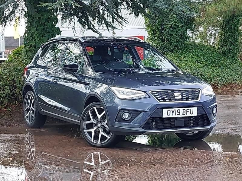 Grey Used 2019 Seat Arona XCELLENCE Lux SUV | £14,498 (Fair price) - Image 1/4