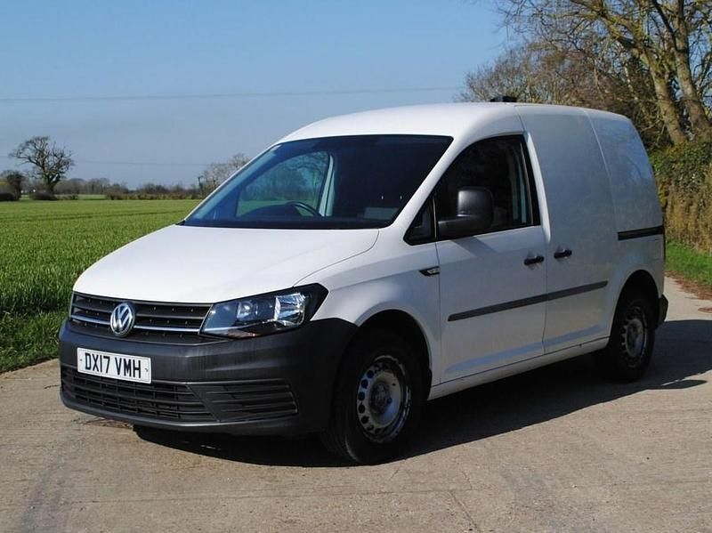 Used VW Caddy Startline 102 HP (75 kW) 2017 White MPV