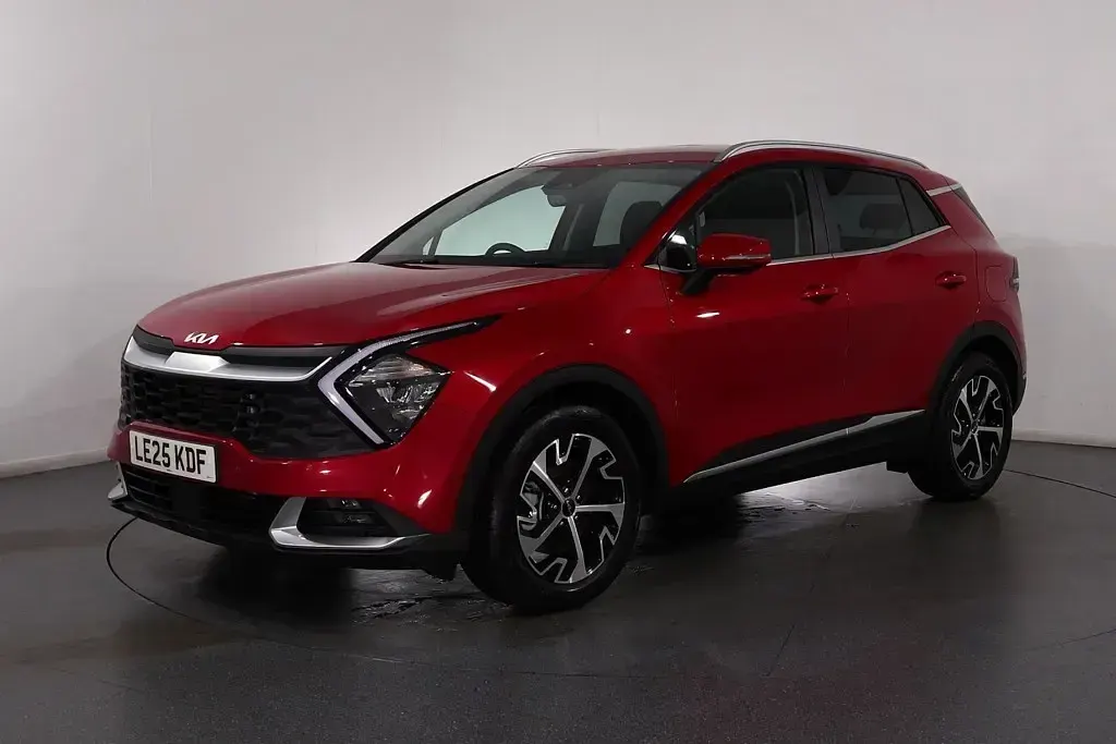 Used Kia Sportage 2025 Red SUV