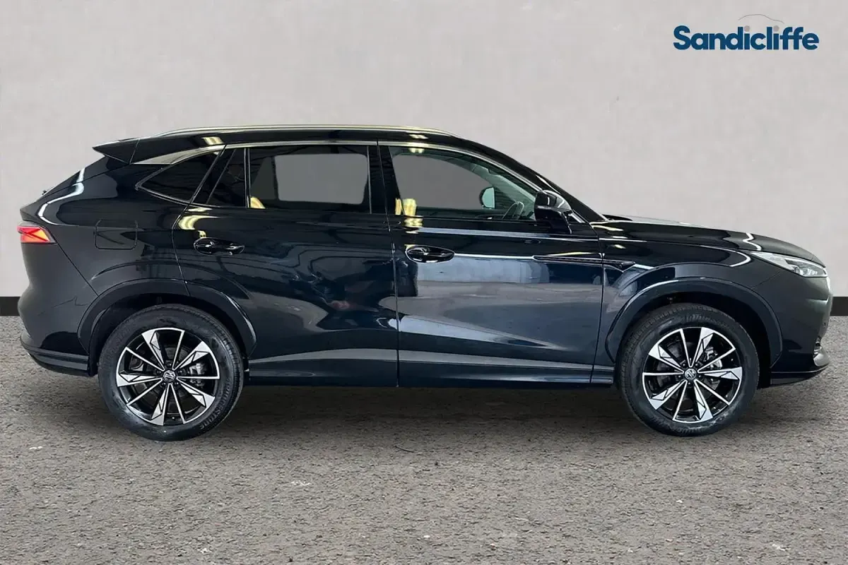 Used MG HS Trophy 169 HP (124 kW) 2024 Metallic  black pearl SUV