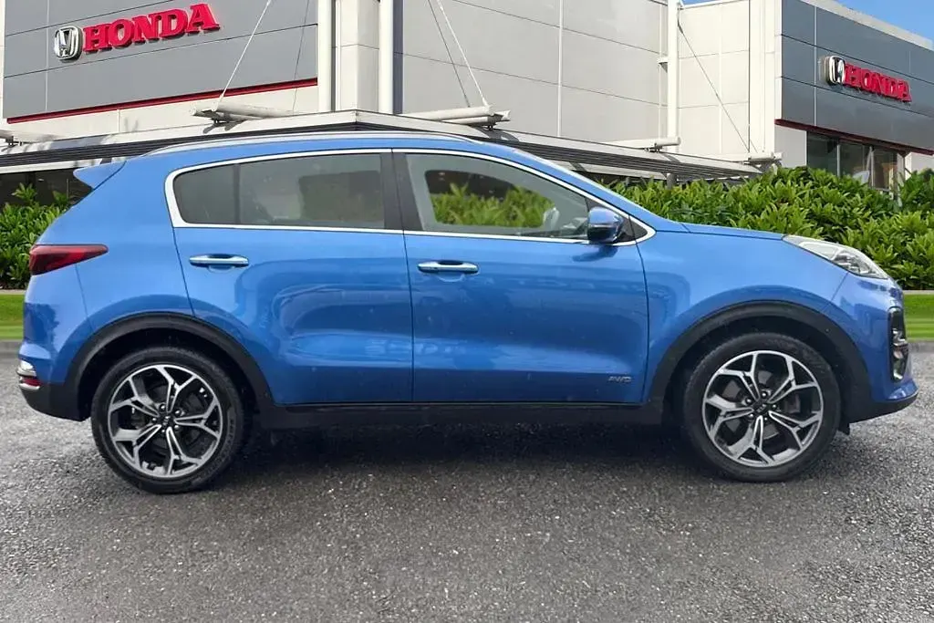 Used Kia Sportage GT-Line 136 HP (100 kW) 2021 Blue SUV