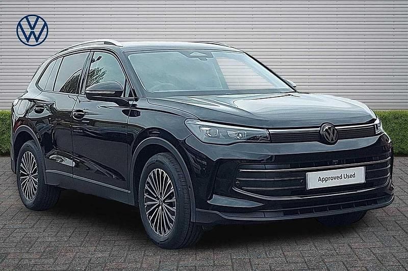 New VW Tiguan Match 150 HP (110 kW) 2026 Grenadilla black SUV