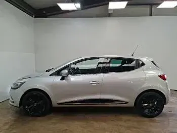 Used Renault Clio Iconic 90 HP (66 kW) 2019 Silver Hatchback