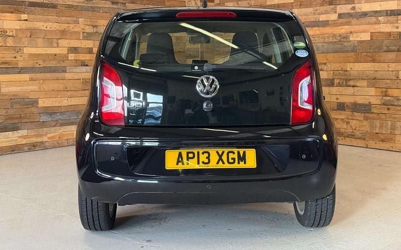 Used VW up! Highline 75 HP (55 kW) 2016 Hatchback