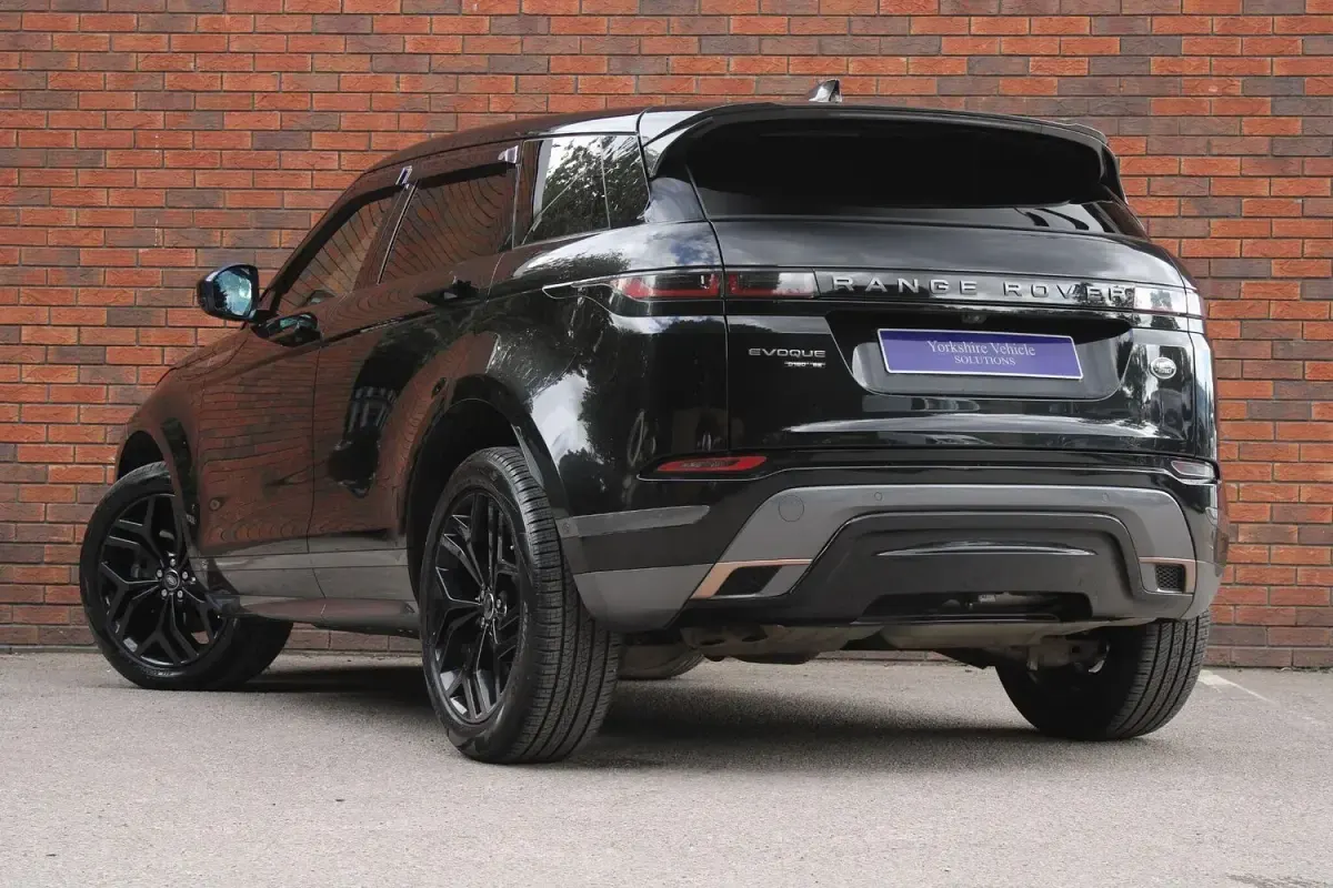 Used Land Rover Range Rover evoque SE Dynamic 2019 Black SUV