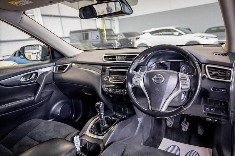 Used Nissan X-Trail Acenta 130 HP (95 kW) 2016 Blue SUV