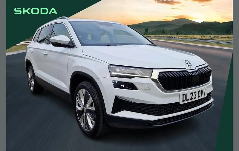White Used 2023 Skoda Karoq SE L SUV | £21,573 (Fair price) - Image 1/4