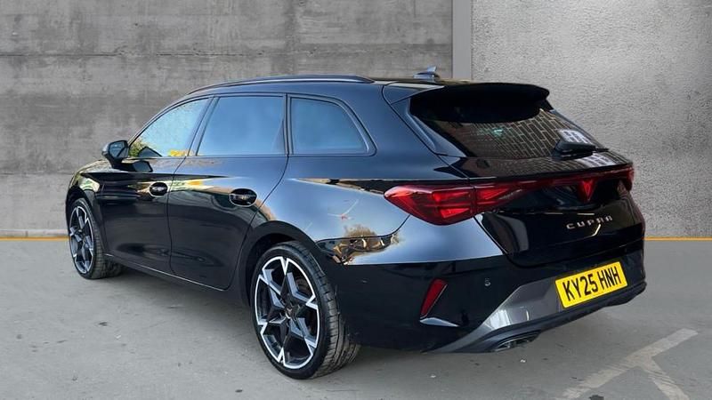 Used Cupra Leon 150 HP (110 kW) 2025 Black Estate