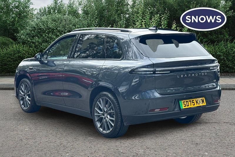 New Leapmotor C10 160 kW (218 HP) 2025 Grey SUV