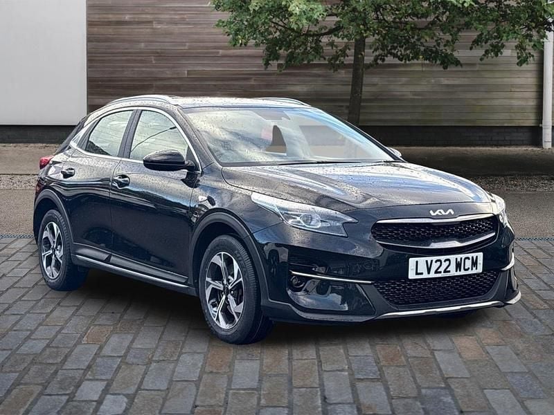Black Used 2022 Kia XCeed 2 SUV | £13,305 (Fair price) - Image 1/4
