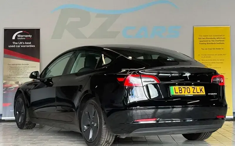 Used Tesla Model 3 Long Range AWD 258 kW (351 HP) 2023 Sedan