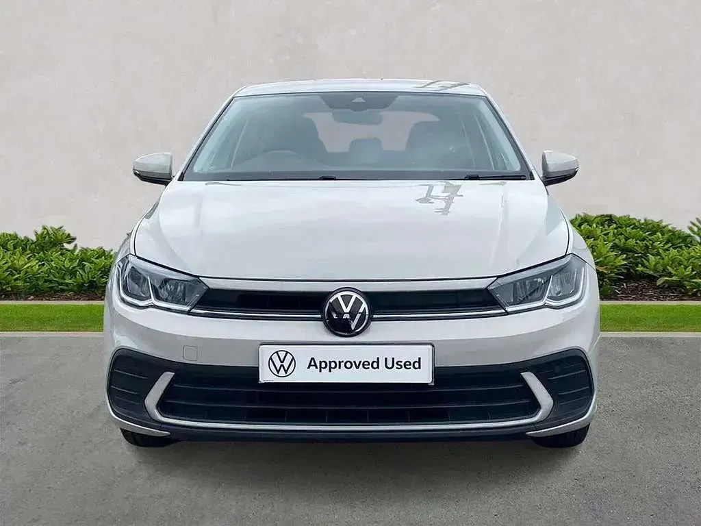 Used VW Polo Life 95 HP (69 kW) 2024 Grey Hatchback
