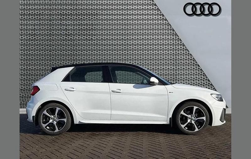 Used Audi A1 S-Line 147 HP (108 kW) 2019 White SUV
