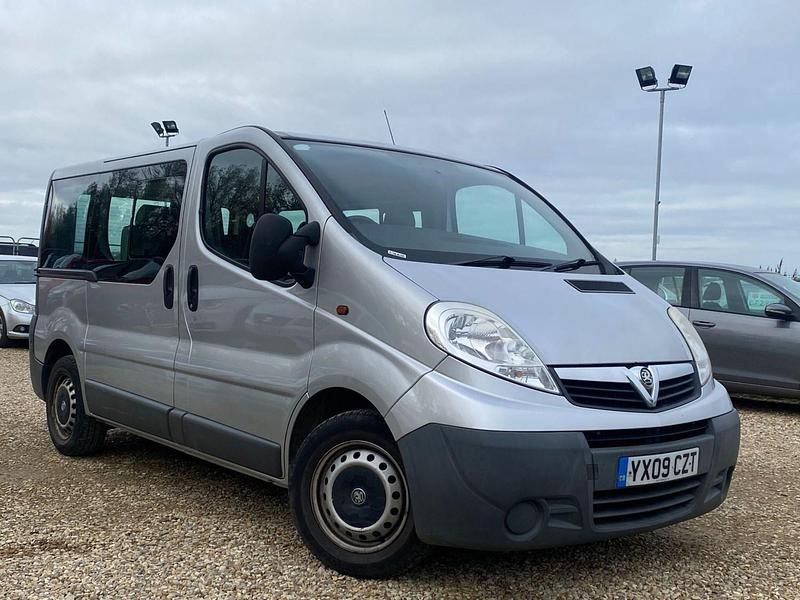 Used Vauxhall Vivaro 90 HP (66 kW) 2009 Silver MPV