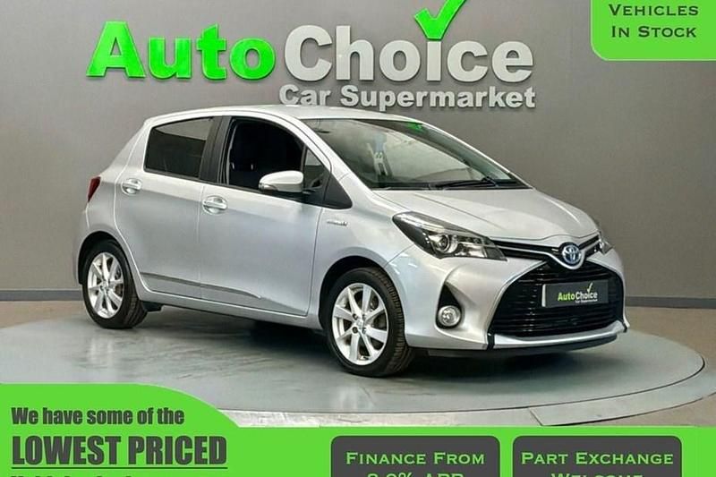 Used Toyota Yaris Hybrid 2016