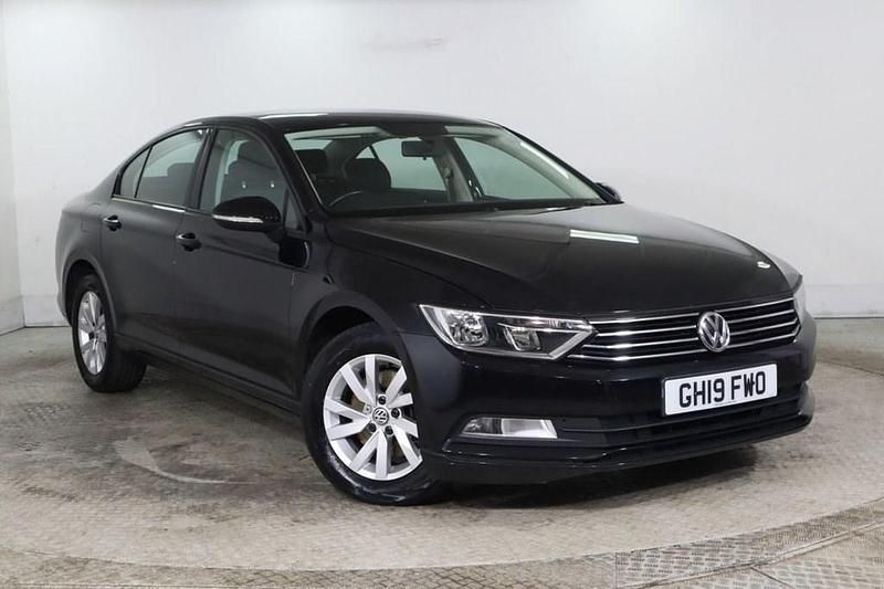 Used VW Passat S 150 HP (110 kW) 2019 Black Sedan