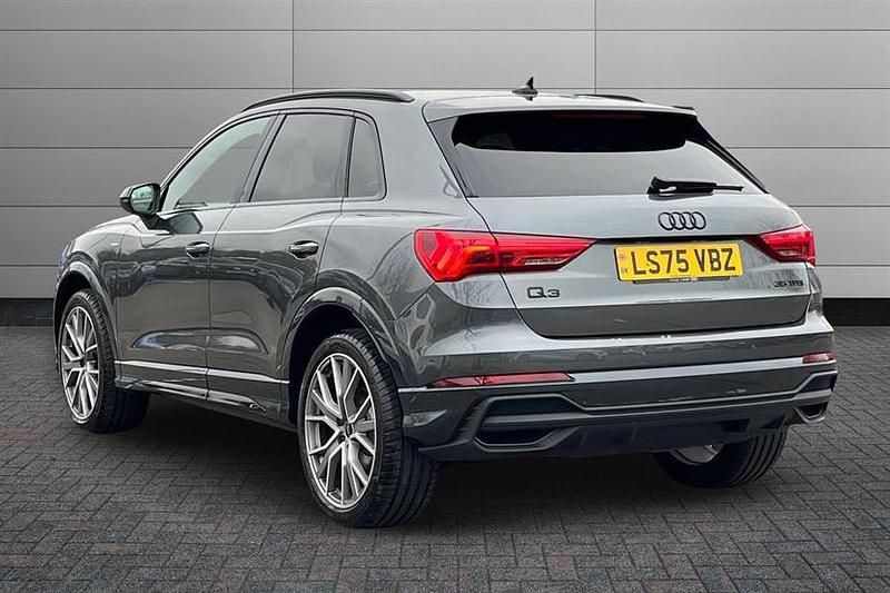 New Audi Q3 Black Edition 150 HP (110 kW) 2025 Daytona grey SUV