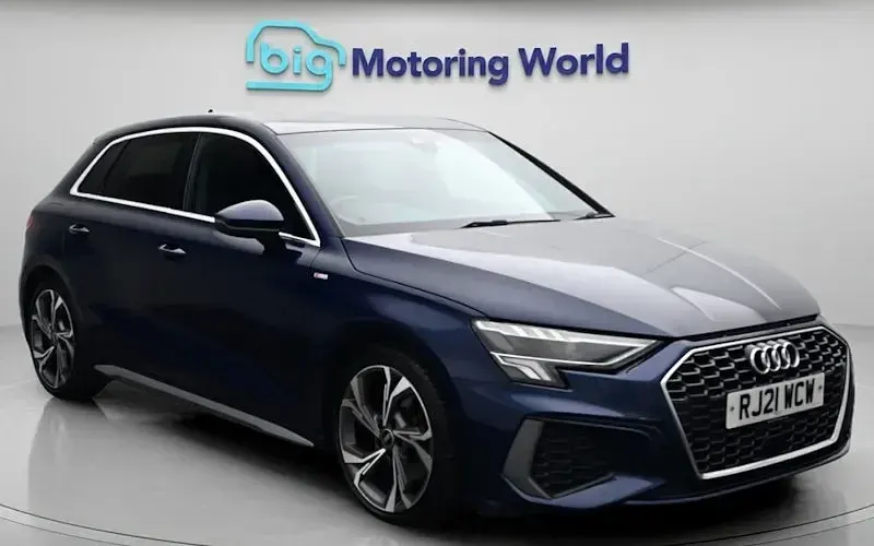 Used Audi A3 Sportback S-Line 150 HP (110 kW) 2024 Hatchback