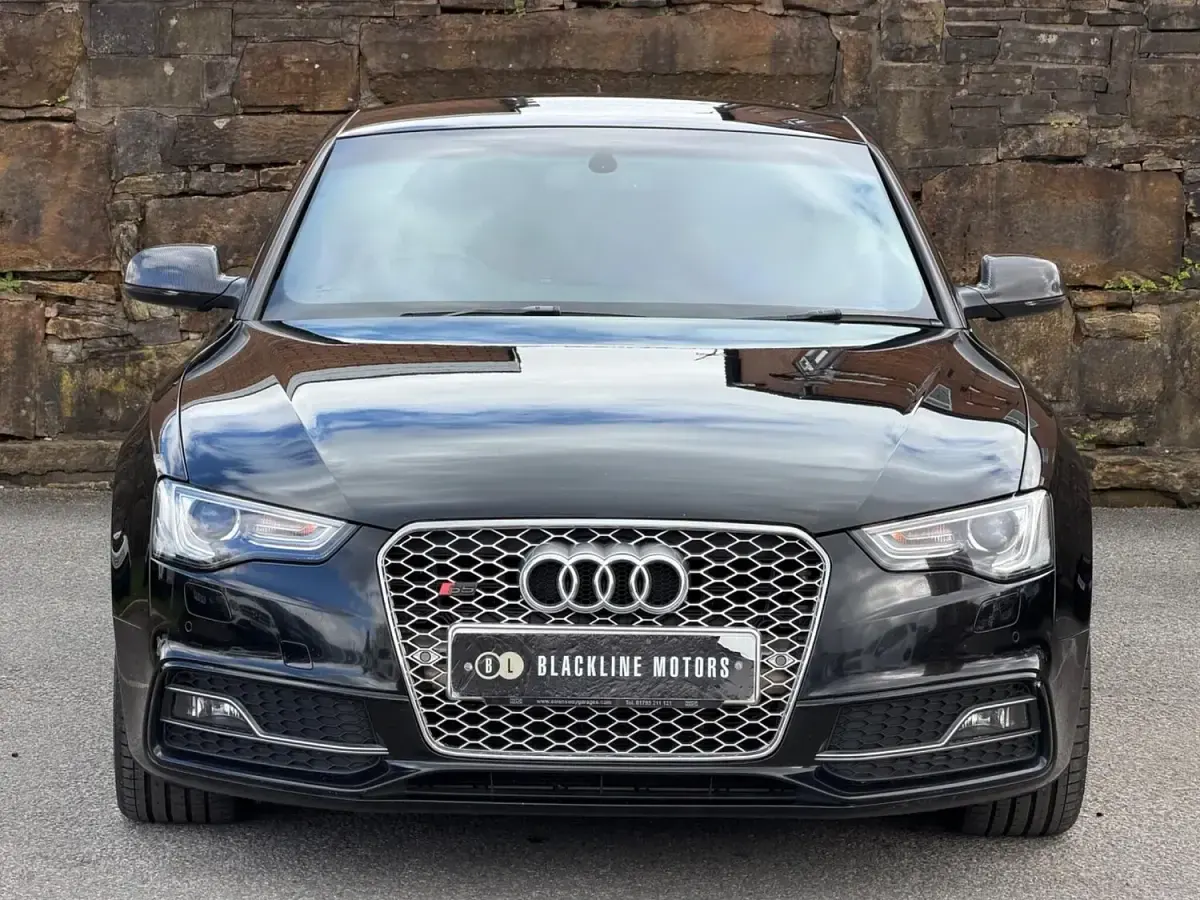 Used Audi S5 333 HP (244 kW) 2015 Black Coupe