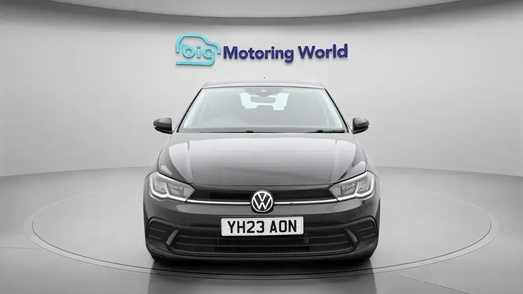 Second-hand VW Polo S 80 CP (58 kW) 2023 Negru Hatchback