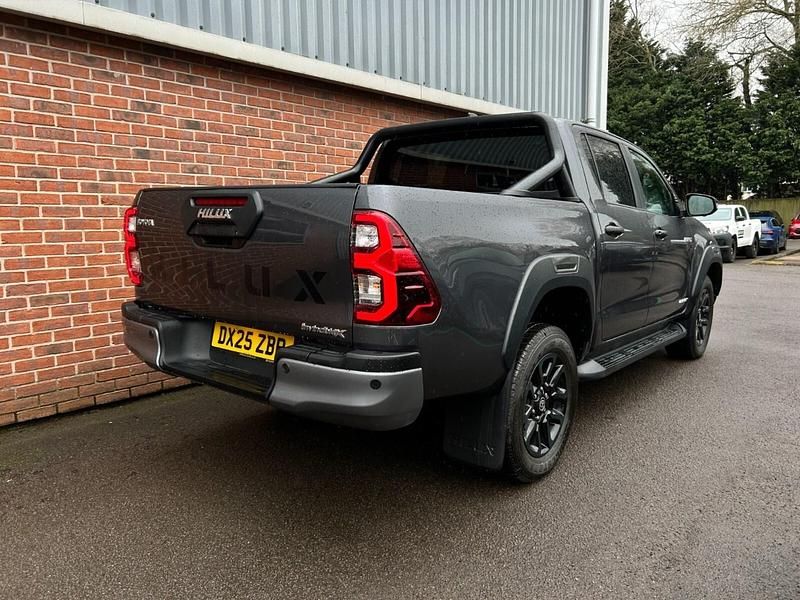 Used Toyota HiLux 2025 Grey Pickup