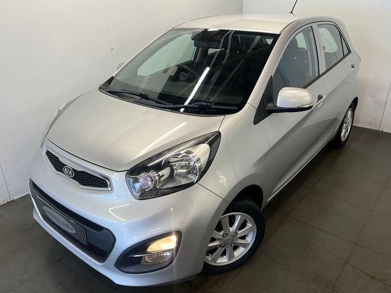 Used Kia Picanto 84 HP (61 kW) 2014 Silver Hatchback