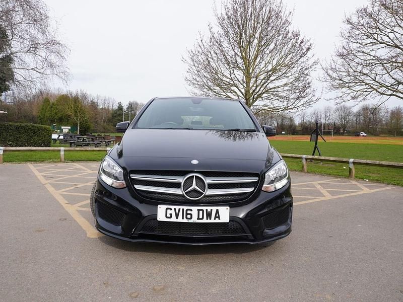 Used Mercedes B180 Executive 109 HP (80 kW) 2016 Black MPV