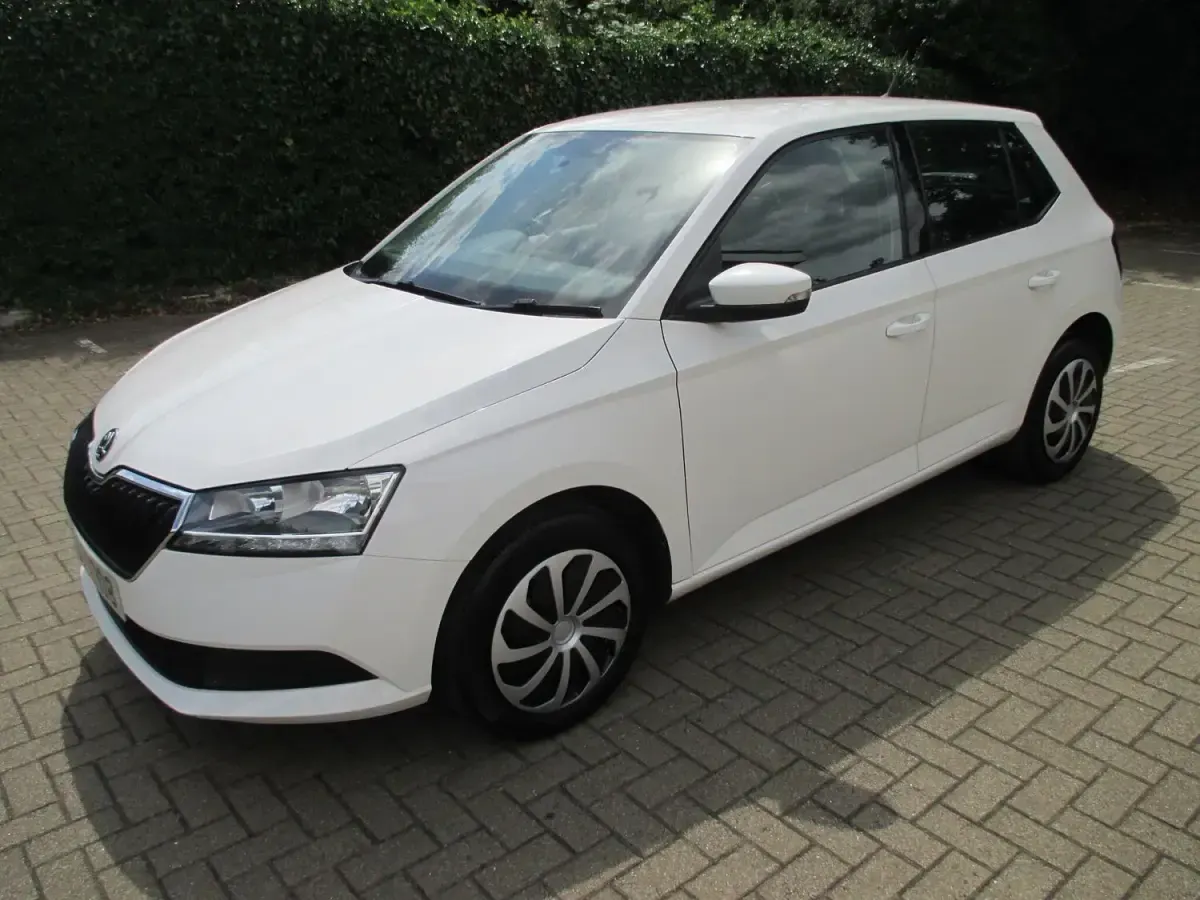 Used Skoda Fabia 2018 White Hatchback