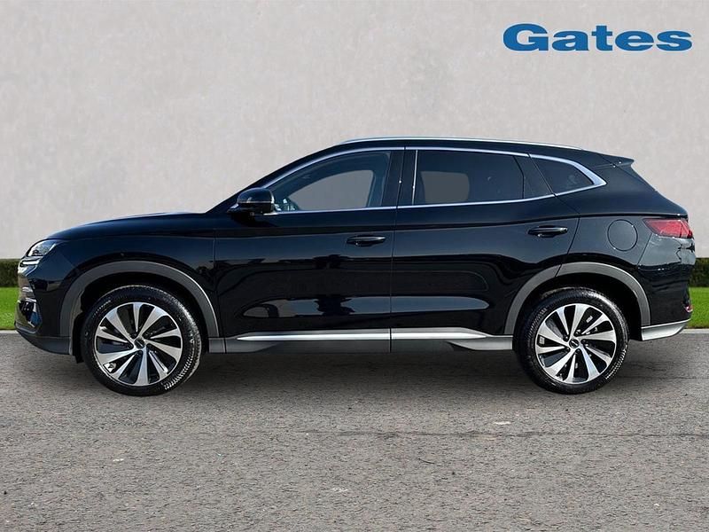 New BYD Seal U Boost 2026 Black SUV