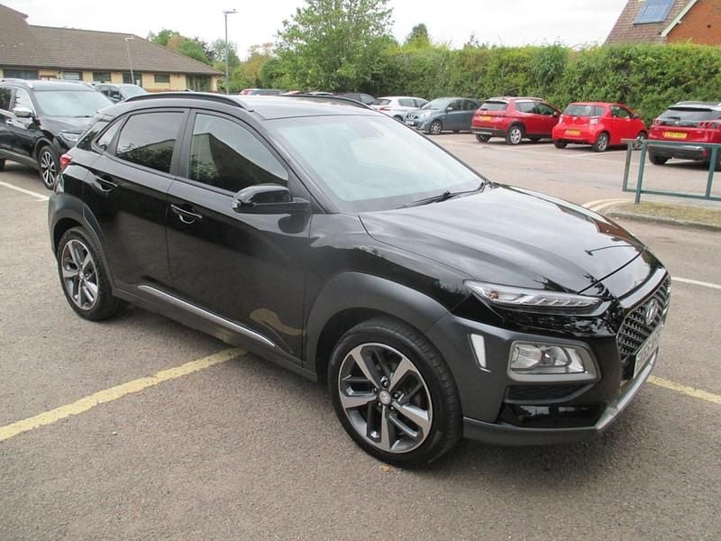 Black Used 2019 Hyundai Kona Premium SUV | £9,291 (Fair price) - Image 1/4