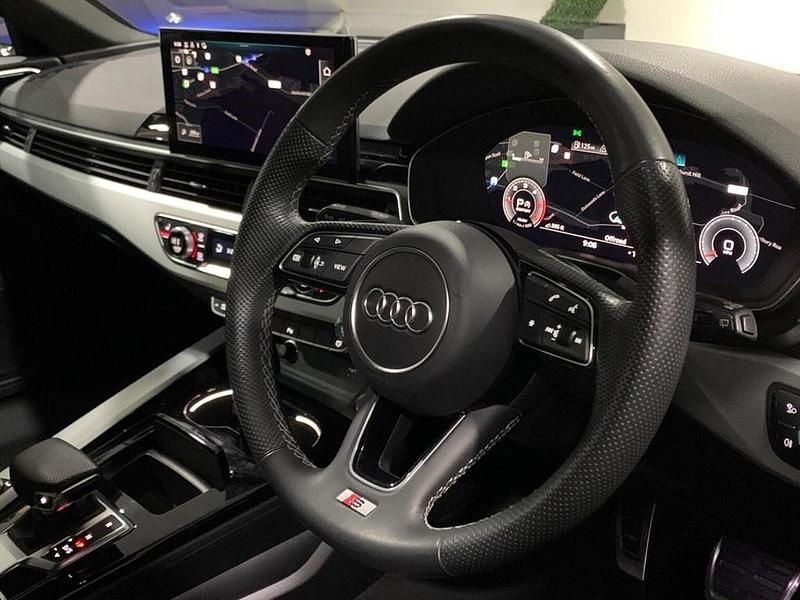 Used Audi A4 S-Line 190 HP (139 kW) 2021 Grey Estate