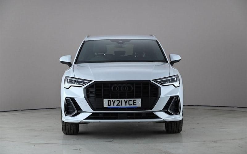 Usado Audi Q3 S-Line 150 HP (110 kW) 2023 SUV