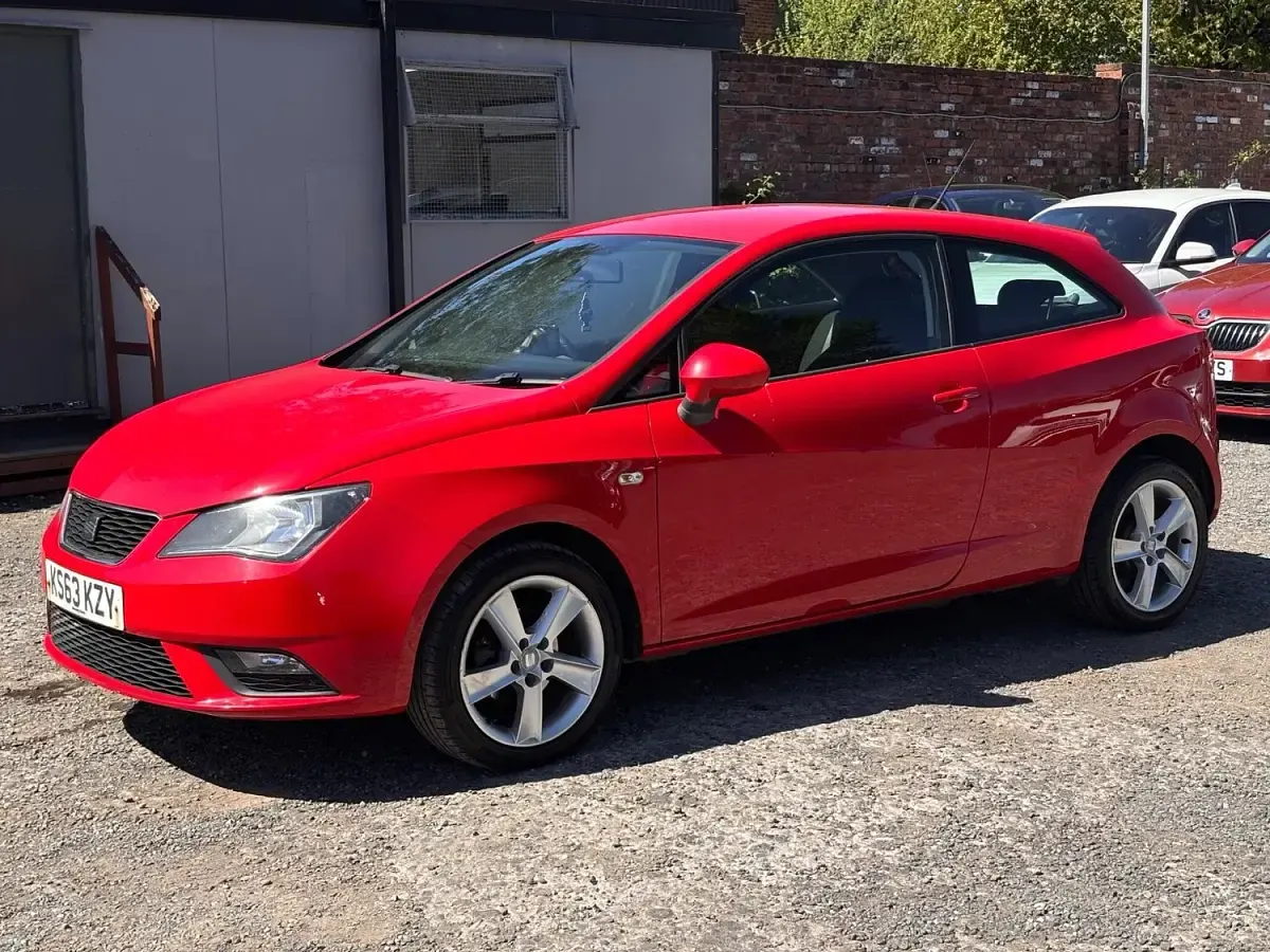 Used Seat Ibiza Sport 85 HP (62 kW) 2013 Red Hatchback