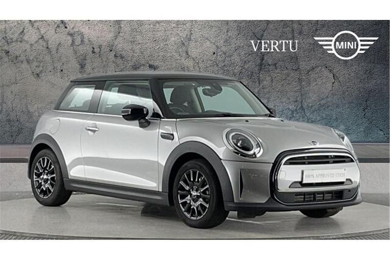 Silver Used 2023 Mini Cooper Classic Hatchback | £18,294 (Good price) - Image 1/4