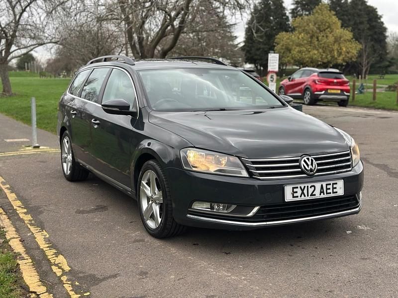 Used VW Passat SE 105 HP (77 kW) 2012 Grey Estate