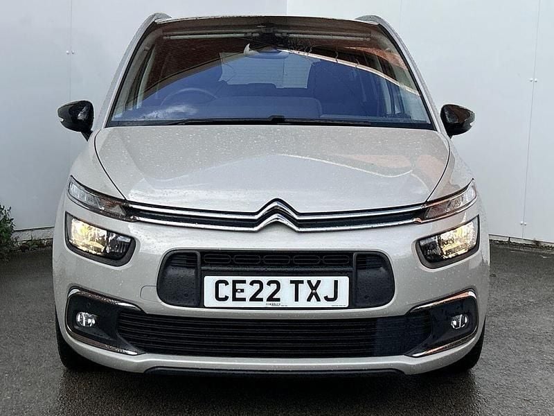 Used Citroën Grand C4 Picasso PureTech 130 HP (95 kW) 2022 Beige MPV