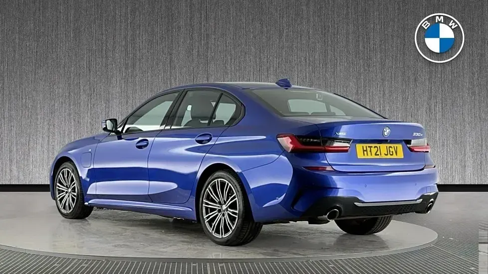 Used BMW 330e M Sport 288 HP (211 kW) 2021 Blue Sedan