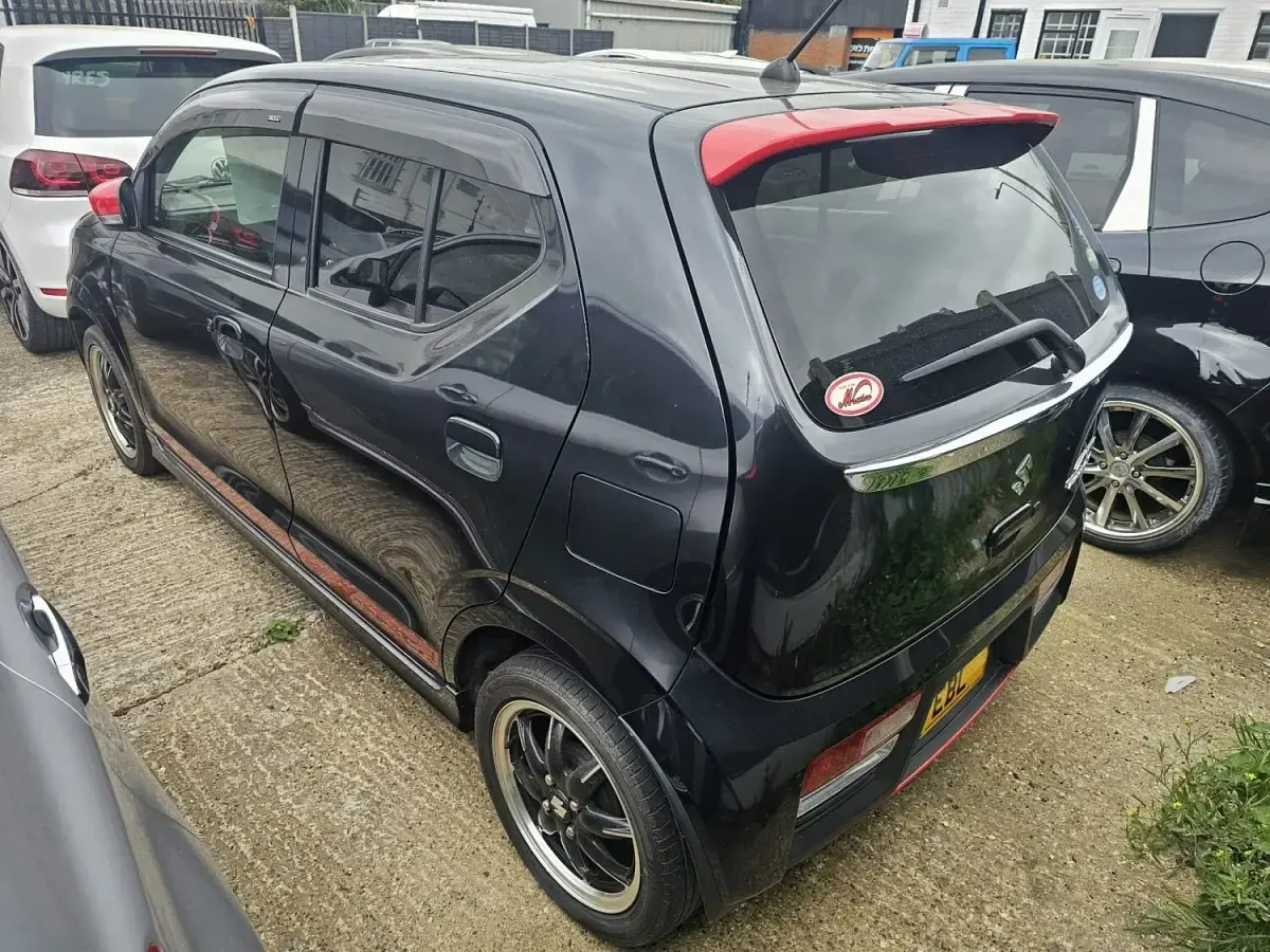 Used Suzuki Alto 52 HP (38 kW) 2026 Black Hatchback