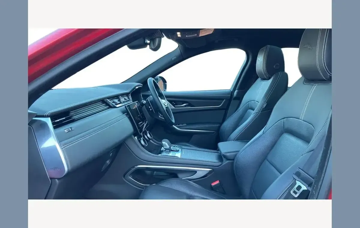 Used Jaguar F-Pace R-Dynamic 250 HP (183 kW) 2023 Red SUV