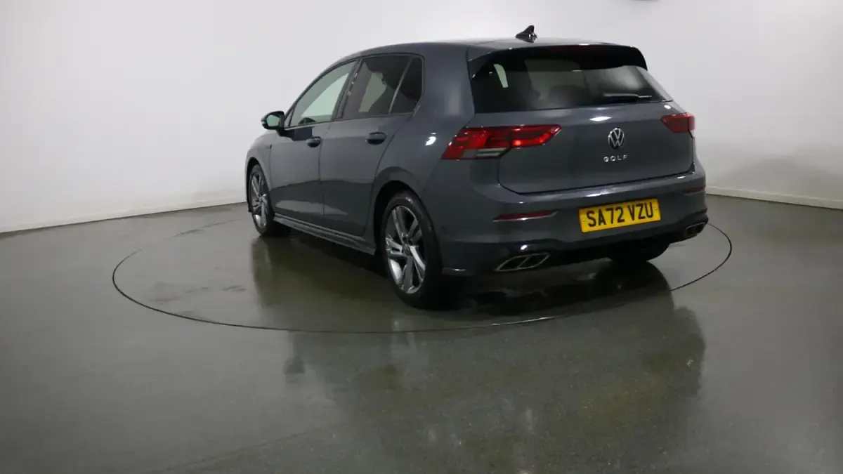 Used VW Golf VIII R-line 130 HP (95 kW) 2022 Grey Hatchback