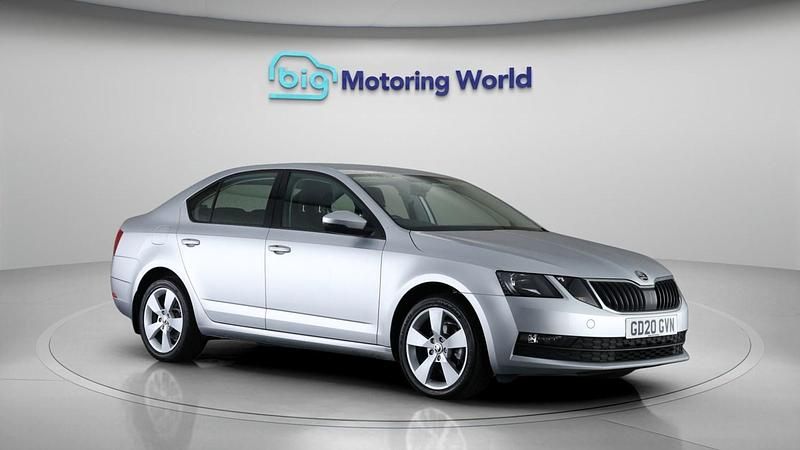 Used Skoda Octavia SE Drive 2020 Silver Hatchback