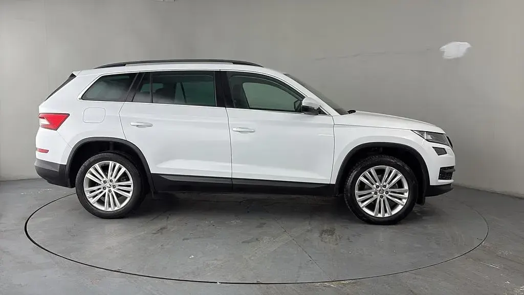 Used Skoda Kodiaq SE L 150 HP (110 kW) 2020 White SUV