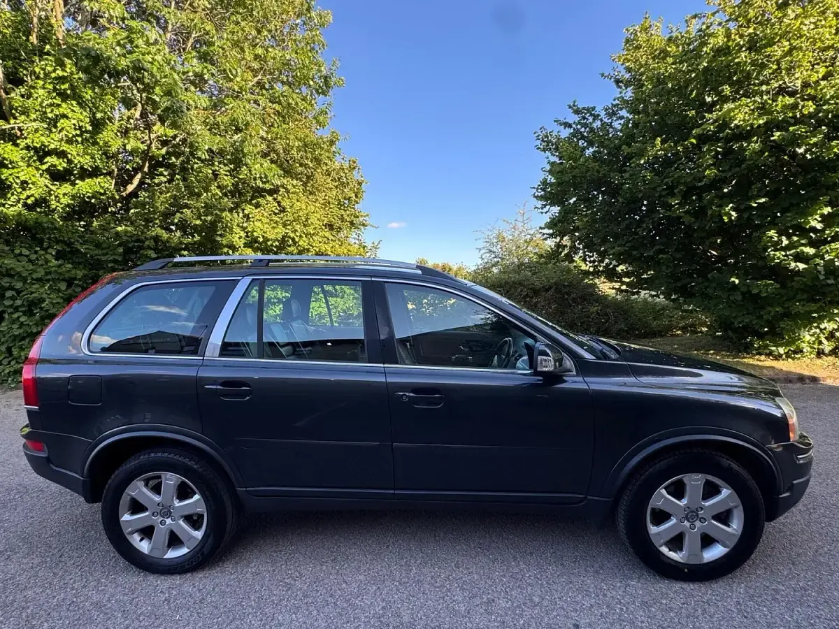 Used Volvo XC90 SE Lux 2010 Grey SUV